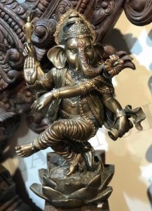 Dacing Ganesha Statue